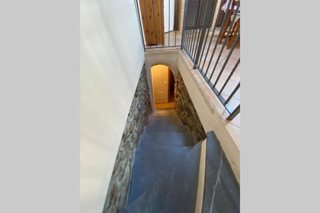 Alloggio Per Vacanze A Isolabona Bagian luar foto