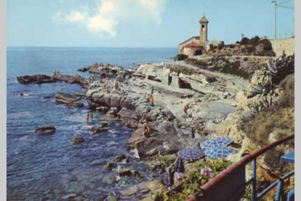 Alloggio Per Vacanze A Isolabona Bagian luar foto